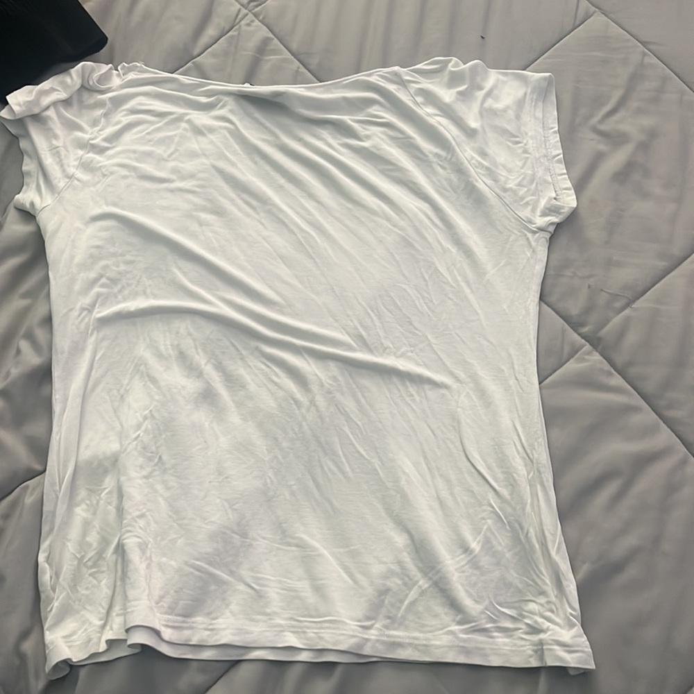 White Top - Picture 2 of 2